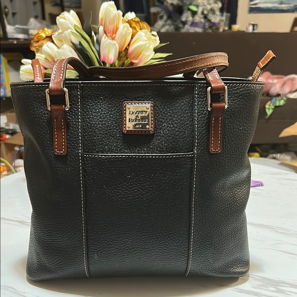 Dooney and Bourke Pebble Collection Small Lexington Leather Shopper Tote Bag